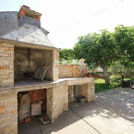 House Pepca شقة ميدولين